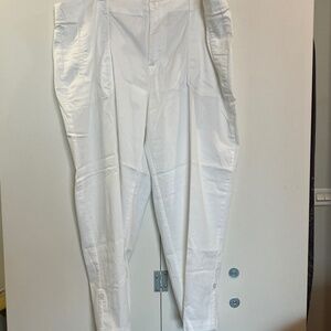 🎉 Westport Women's White Pants